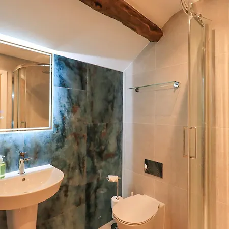 Old Howgate Barn Ambleside