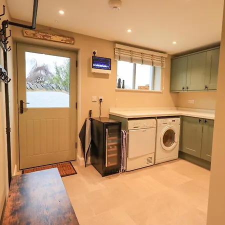 Holiday home Old Howgate Barn