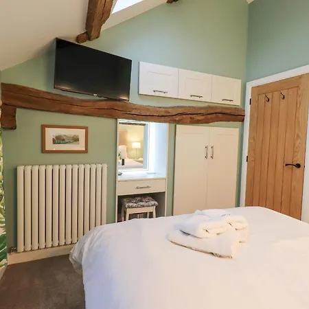 Old Howgate Barn Hébergement de vacances *