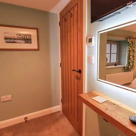 Old Howgate Barn Tatil Evi